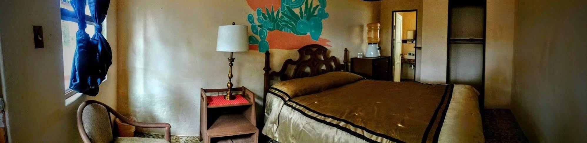 Old Mill Hotel San Quintin Εξωτερικό φωτογραφία