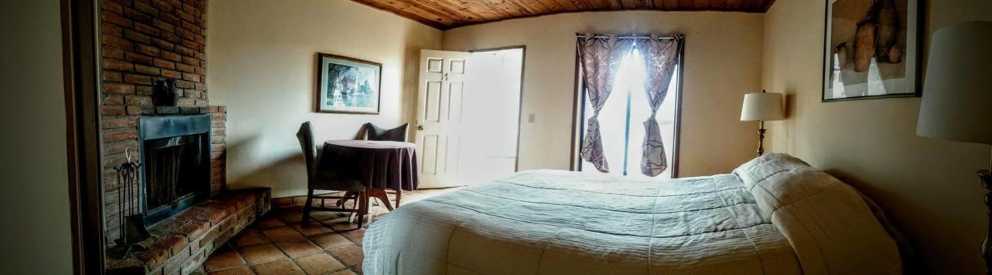 Old Mill Hotel San Quintin Εξωτερικό φωτογραφία